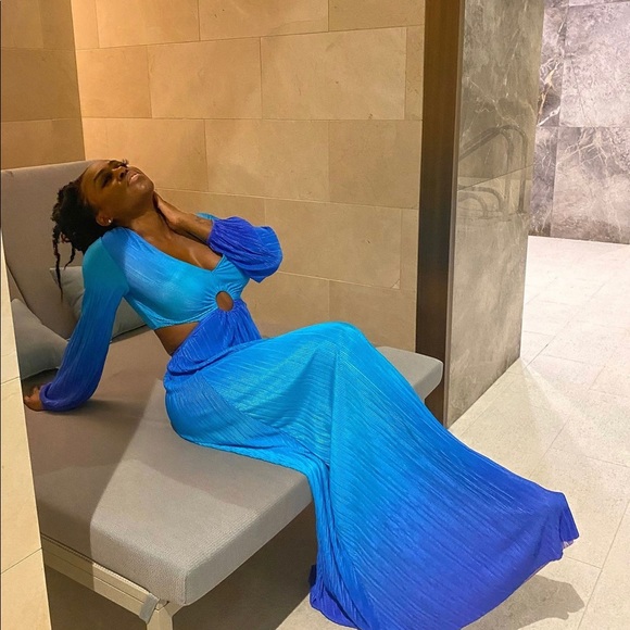 Blue Floor Length Maxi - Picture 4 of 4